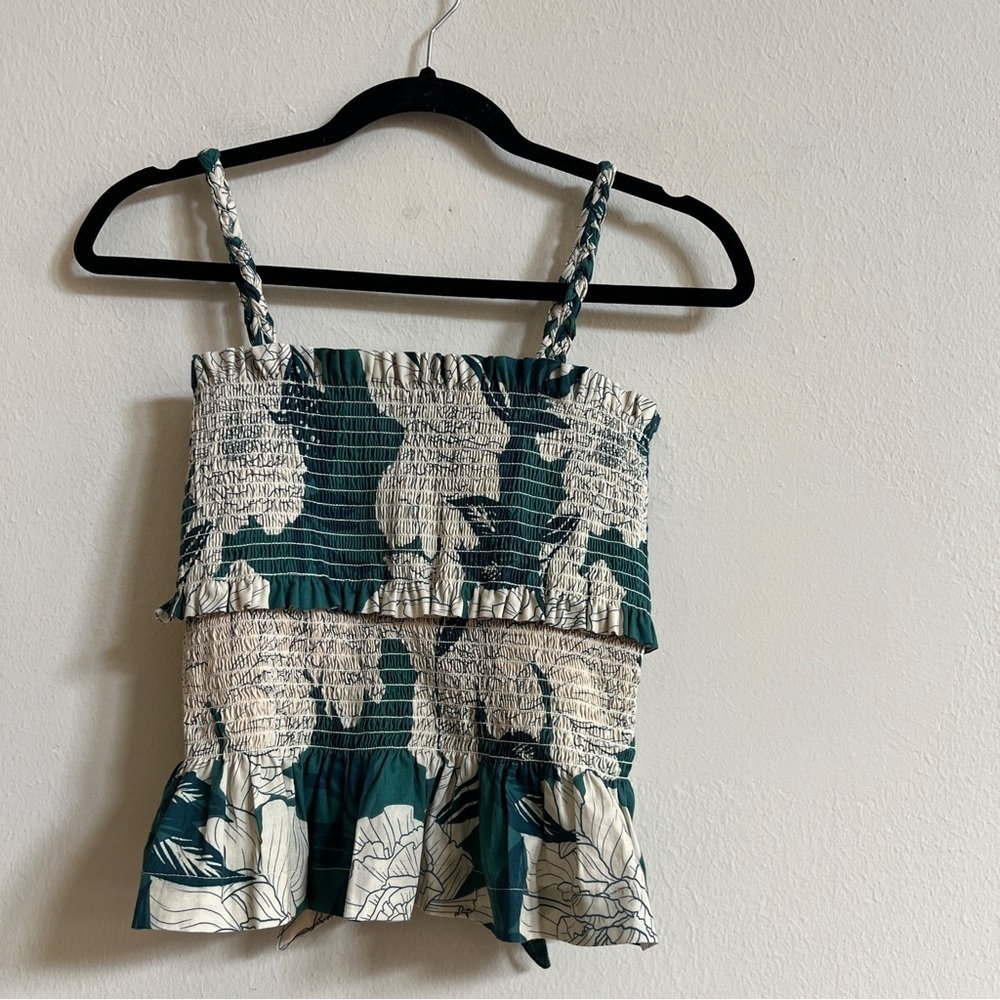 ESPECIA Floral Smocked Green TOP.